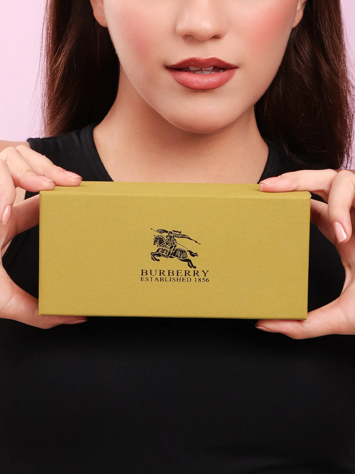 Burberry Mint Charm Rectangular Sunglasses - Image 7