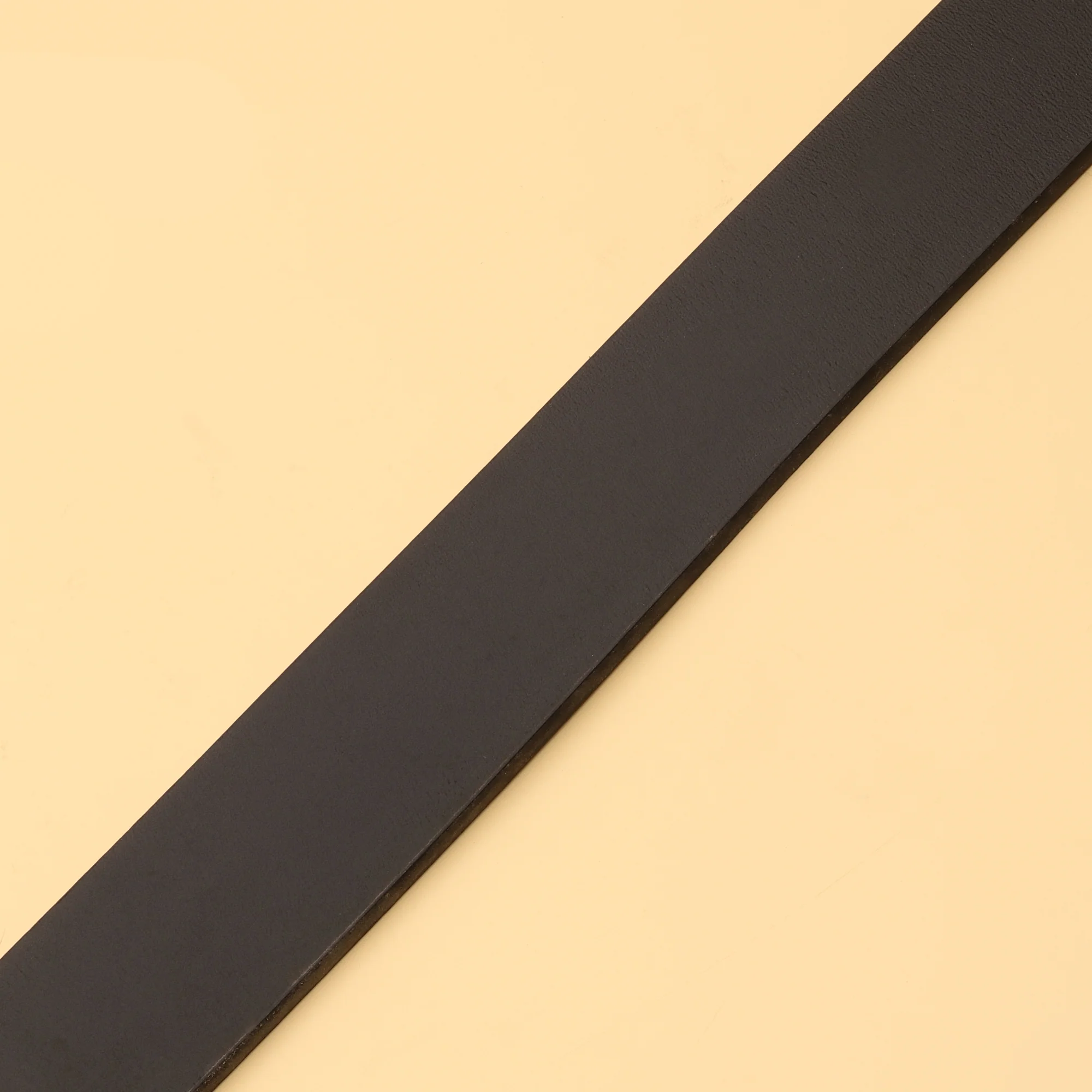 Leather Belt with Double G Bee Buckle - Image 4